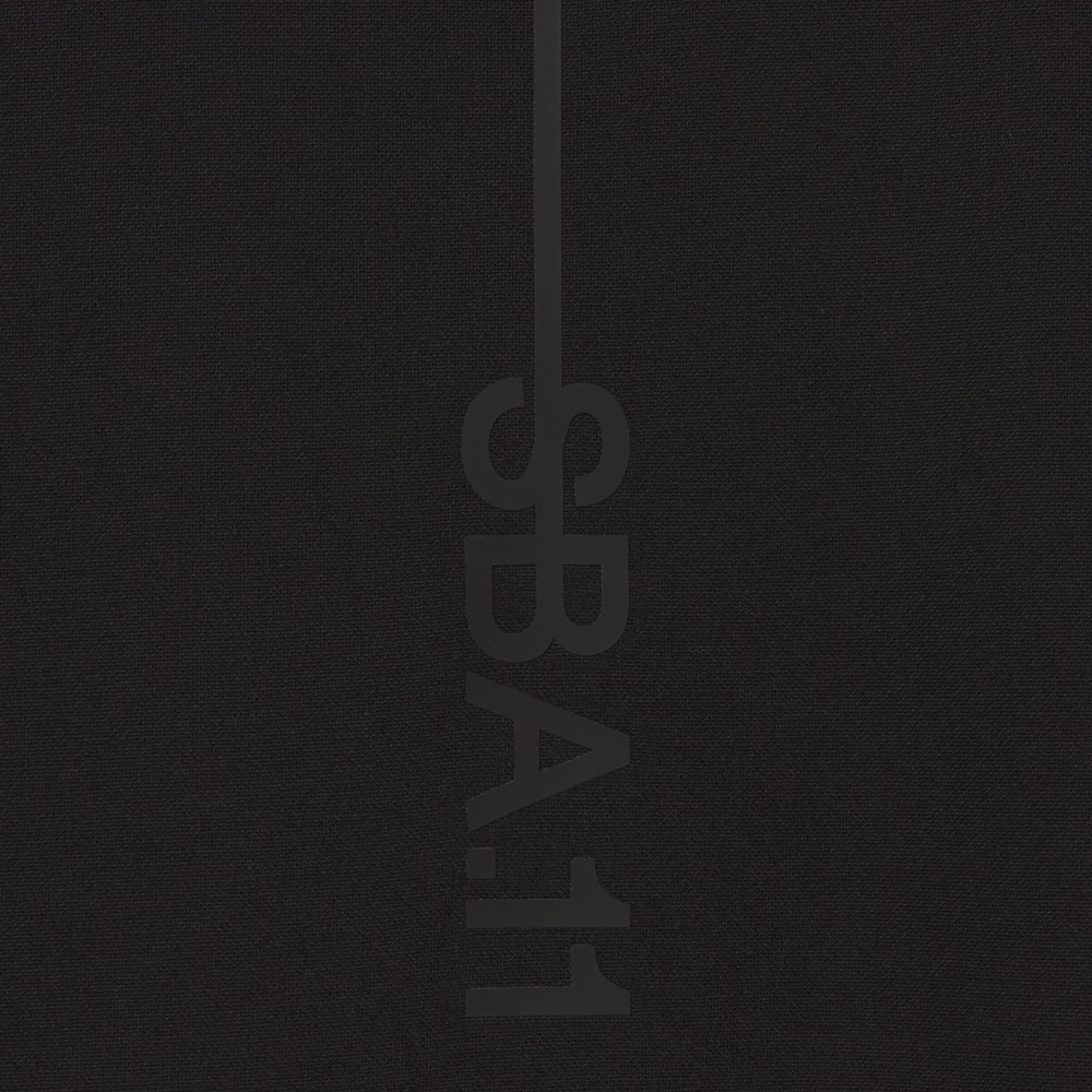 COMF+ black fabric and tonal print detail